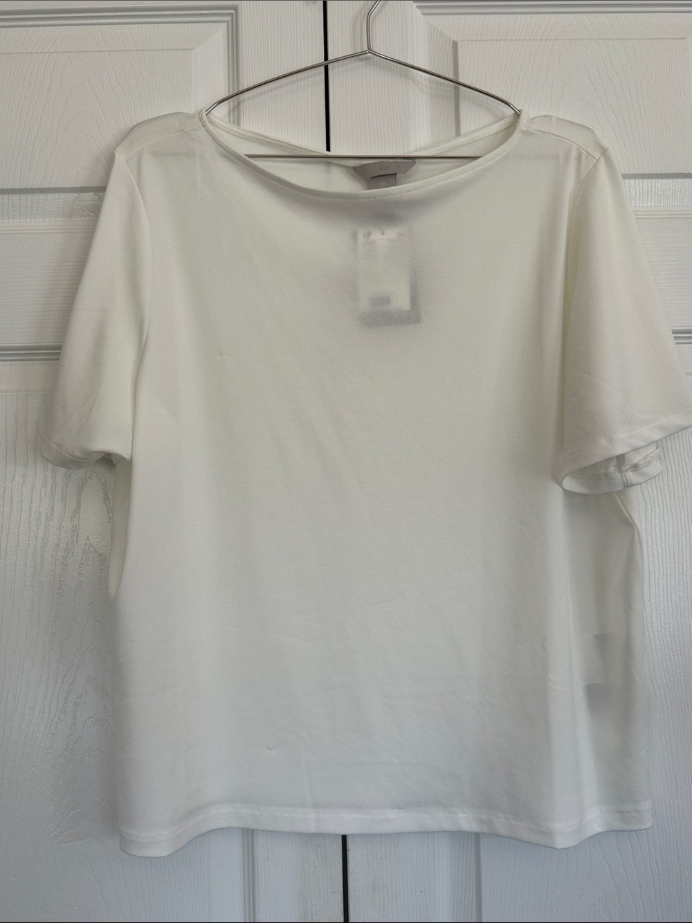 H&M White Short Sleeve Crewneck Tee